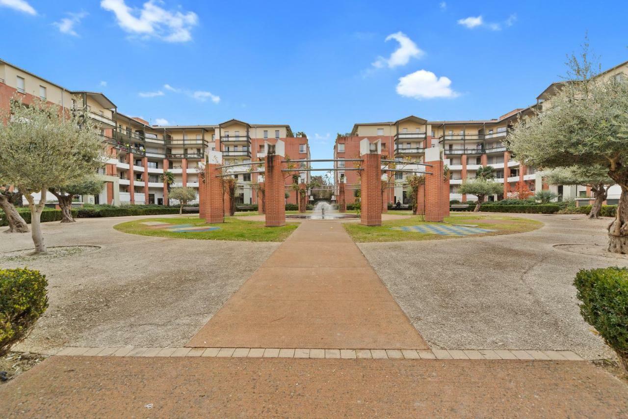 L Oasis Studio Proche Hopital Et Aeroport Piscine Parking &Netflix Toulouse Exterior photo